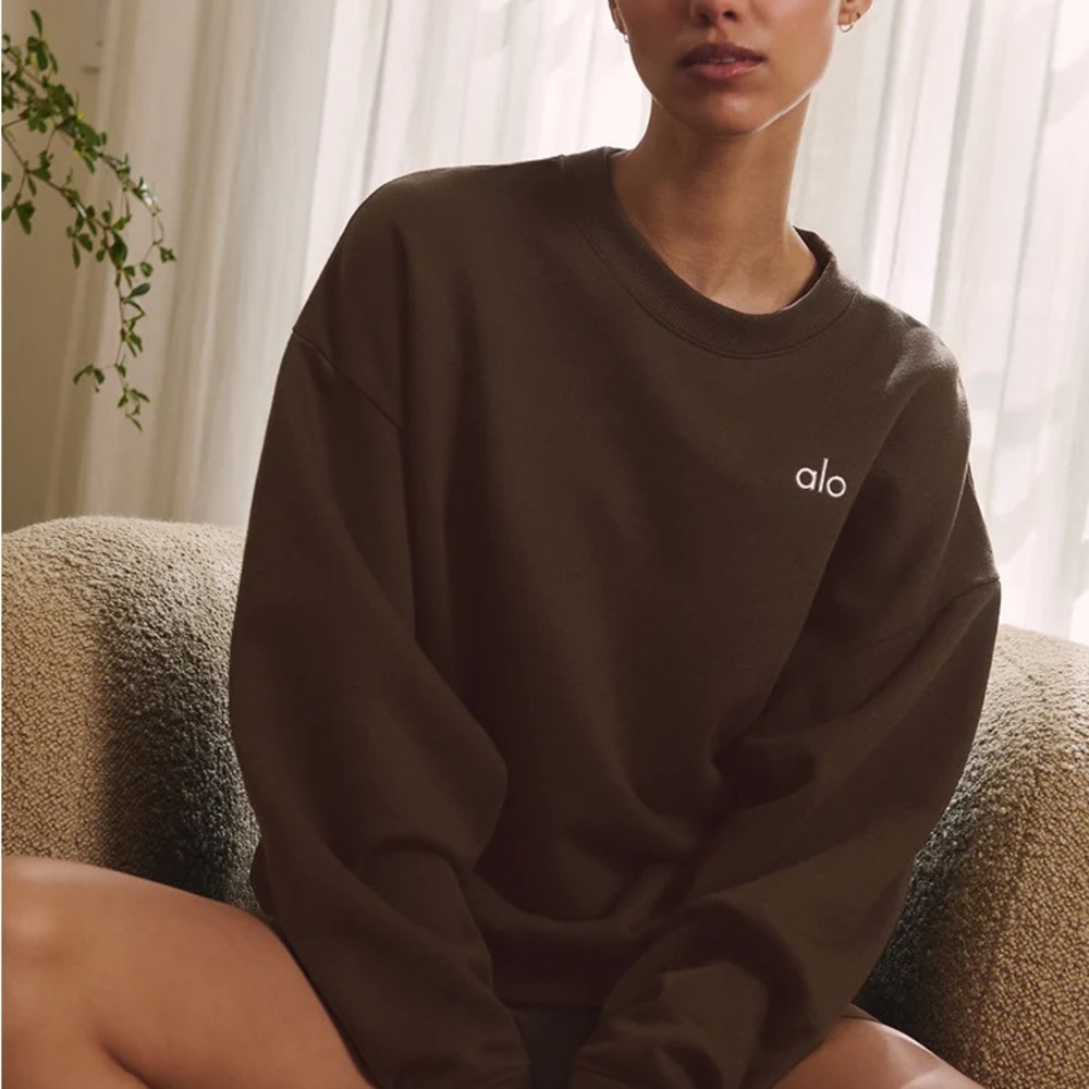 ALO Women's accolade crew neck pullover